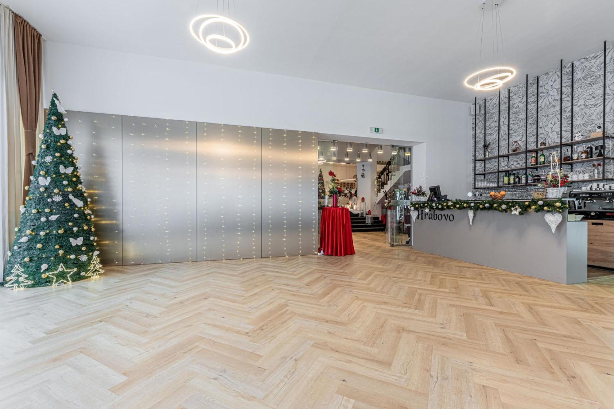 Hotel Hrabovo Ruzomberok Extérieur photo